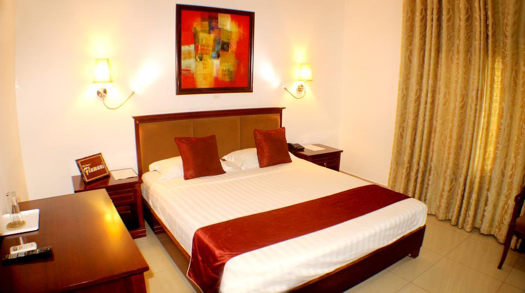 Hotel Residence Flamani Lome Ngoại thất bức ảnh