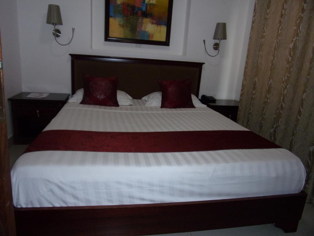 Hotel Residence Flamani Lome Ngoại thất bức ảnh