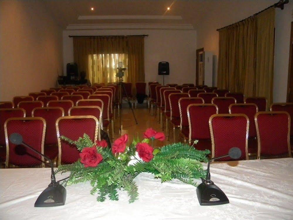 Hotel Residence Flamani Lome Ngoại thất bức ảnh